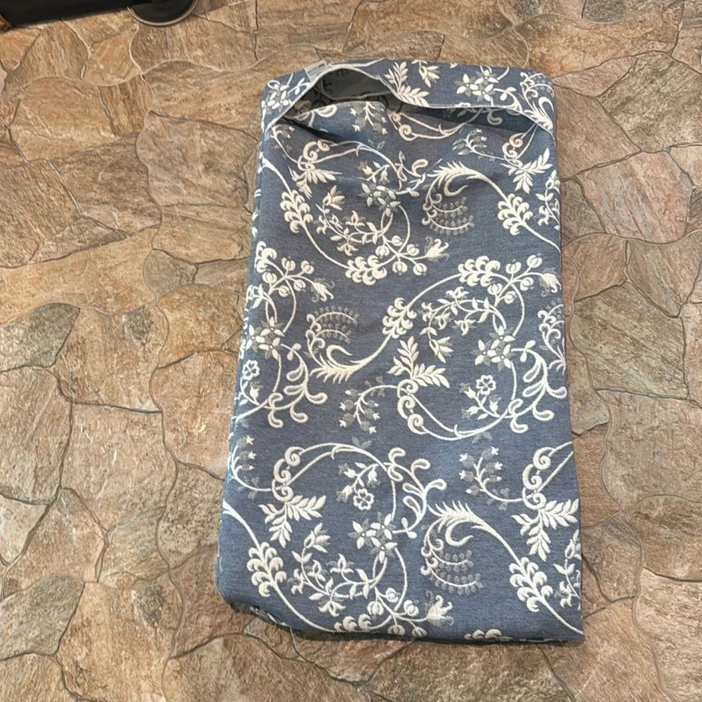 Shams Pillowcases Blue and White Floral Scroll King Size Shams Scalloped Pair